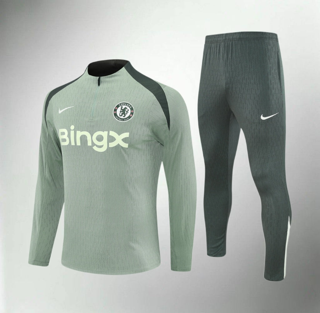 Chelsea 25/26 Light Gray Tracksuit