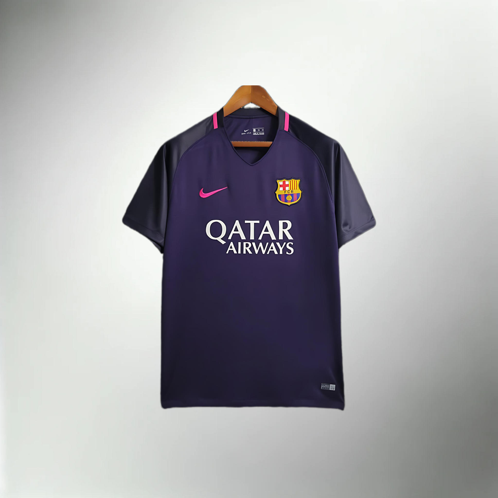 Barcelona 2016-2017 Away Kit