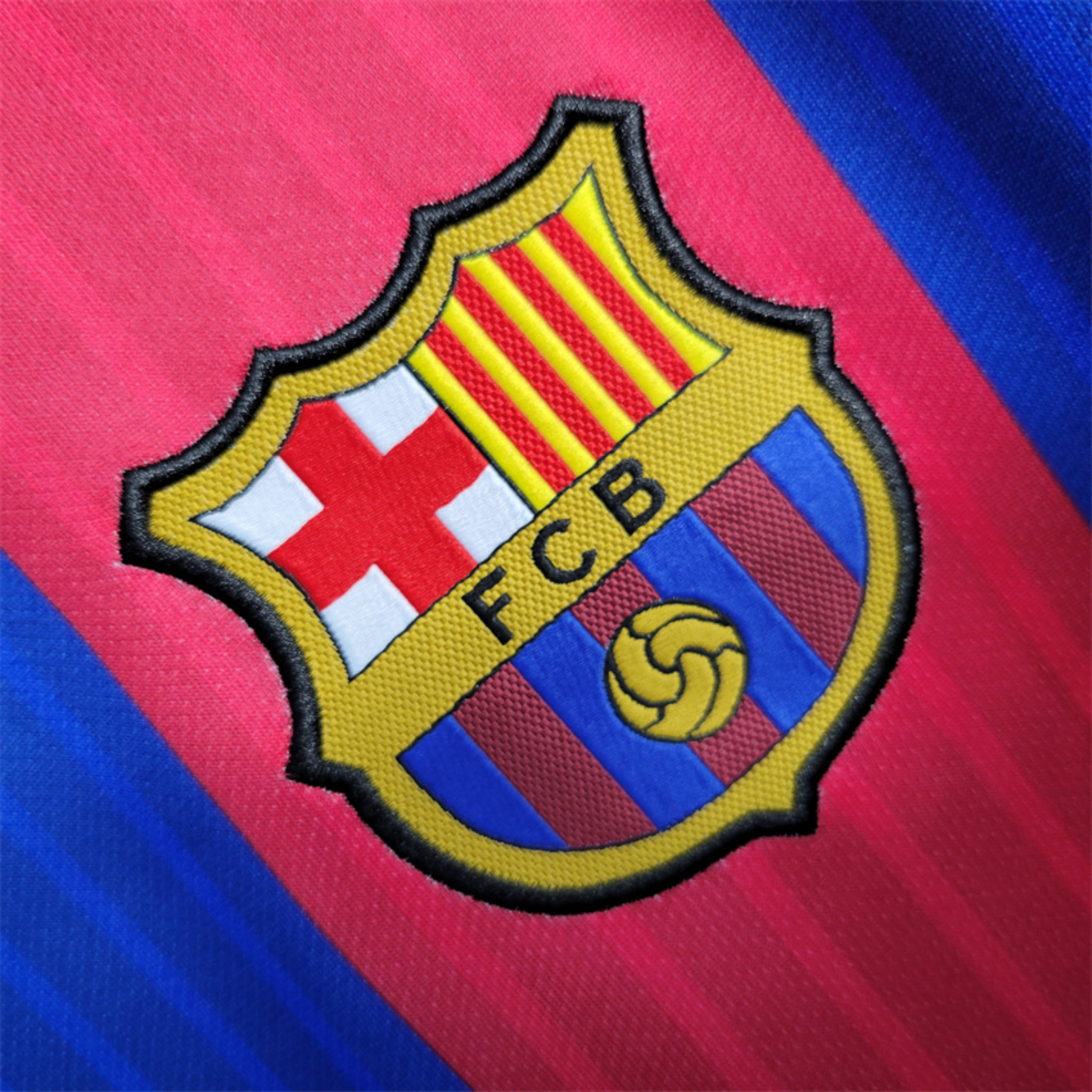 Barcelona 2016-2017 Home Kit