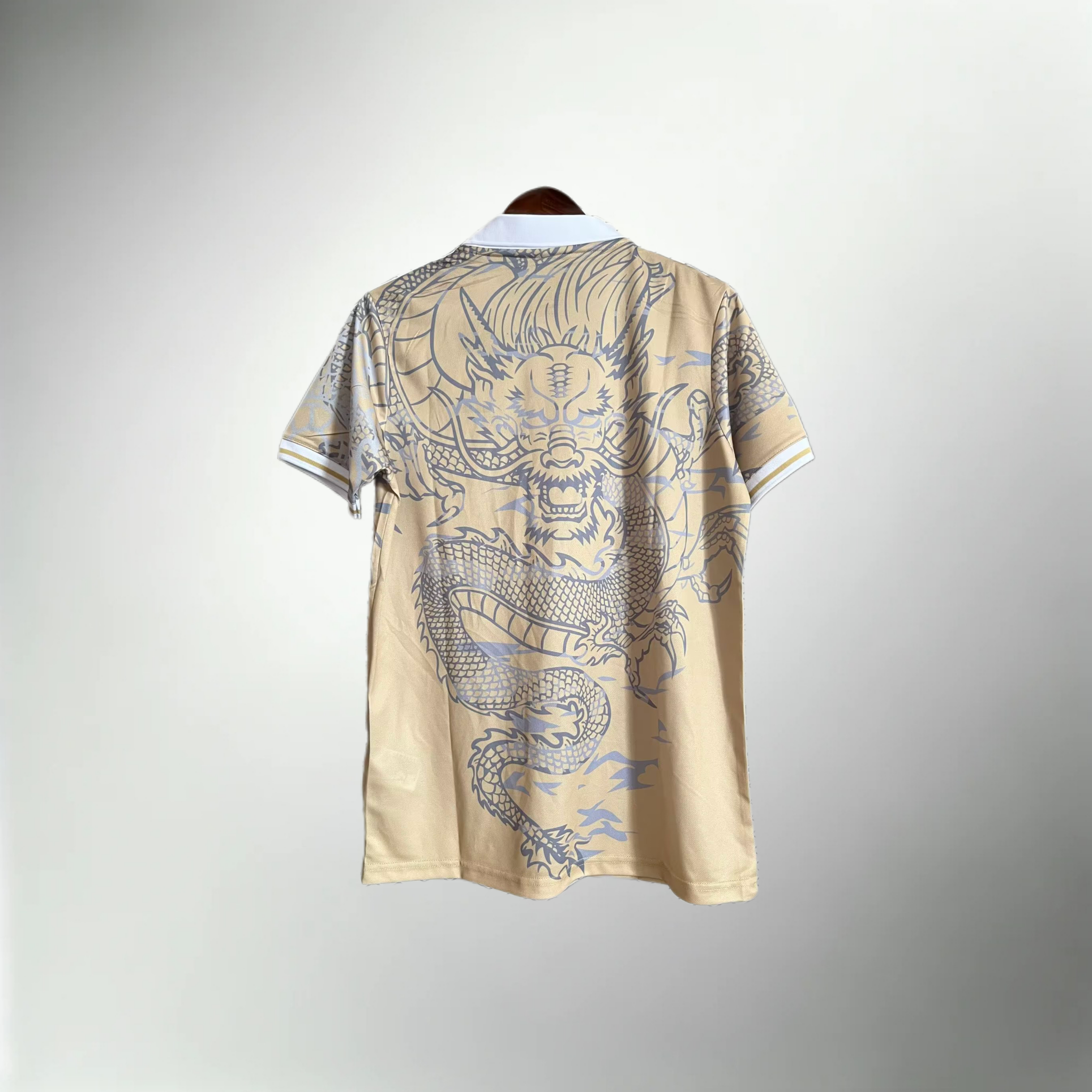 Real Madrid "Dragão Dorado" Special Kit