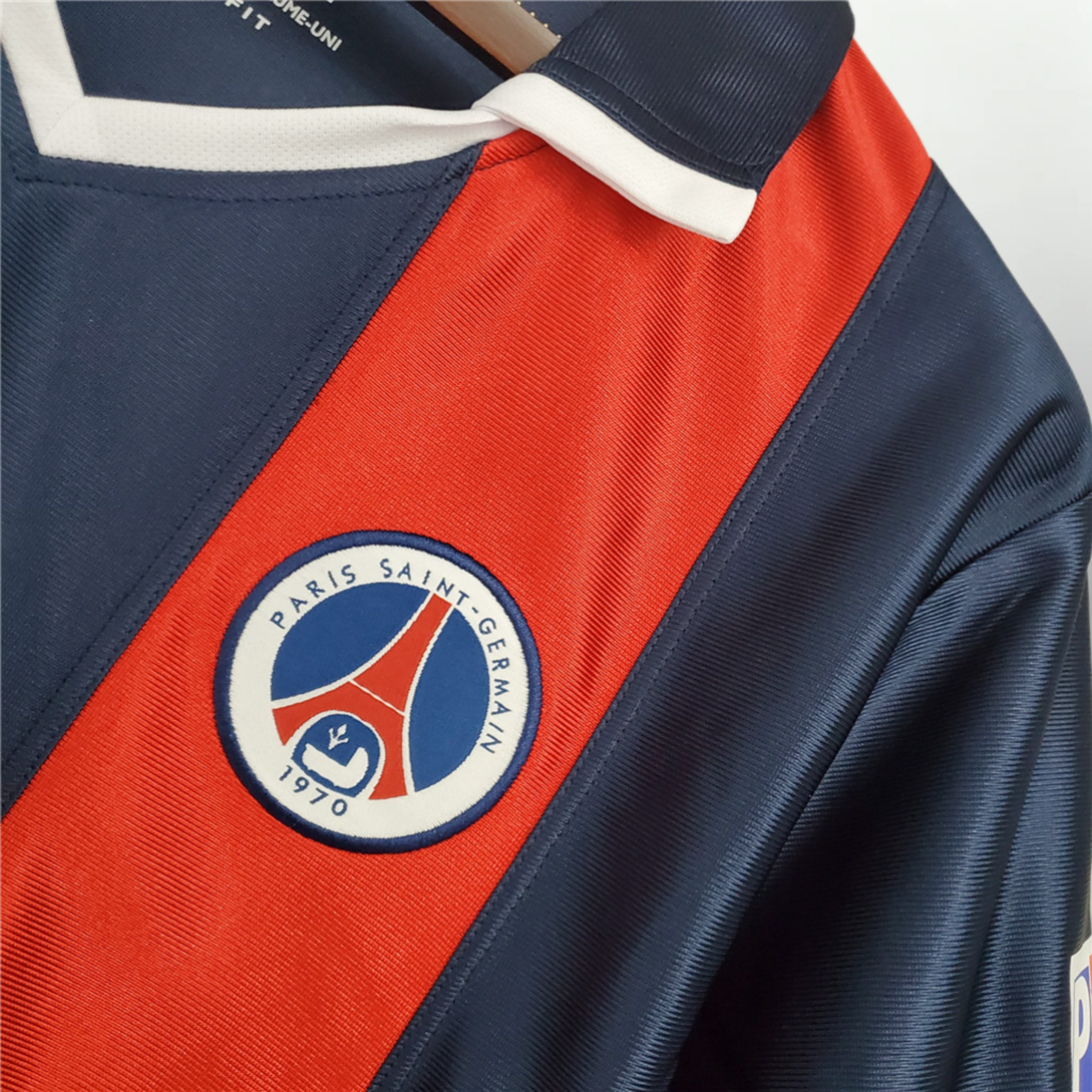 Paris Saint-Germain 2001-2002 Home Kit