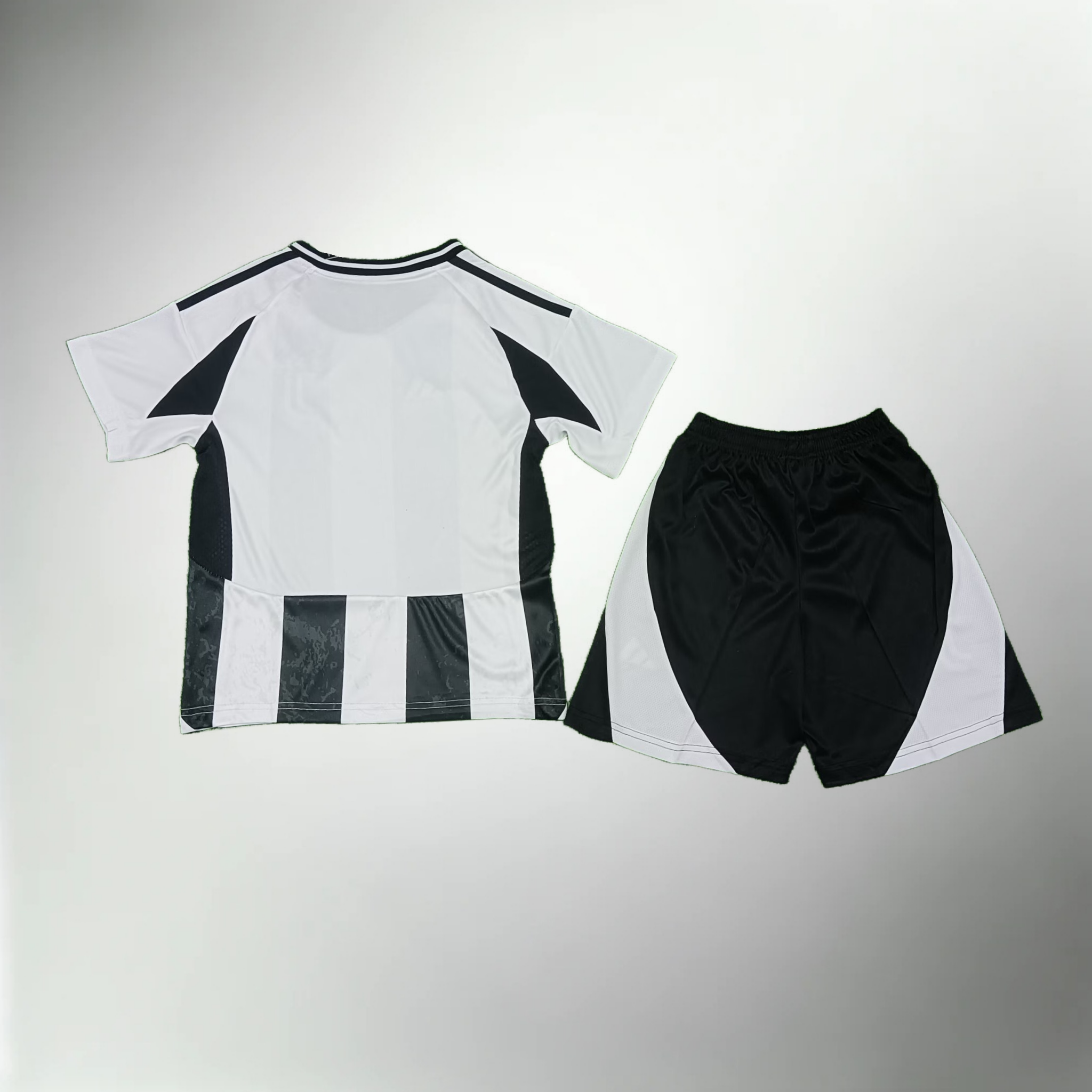 Juventus 2024-2025 Home Kit Kids Size