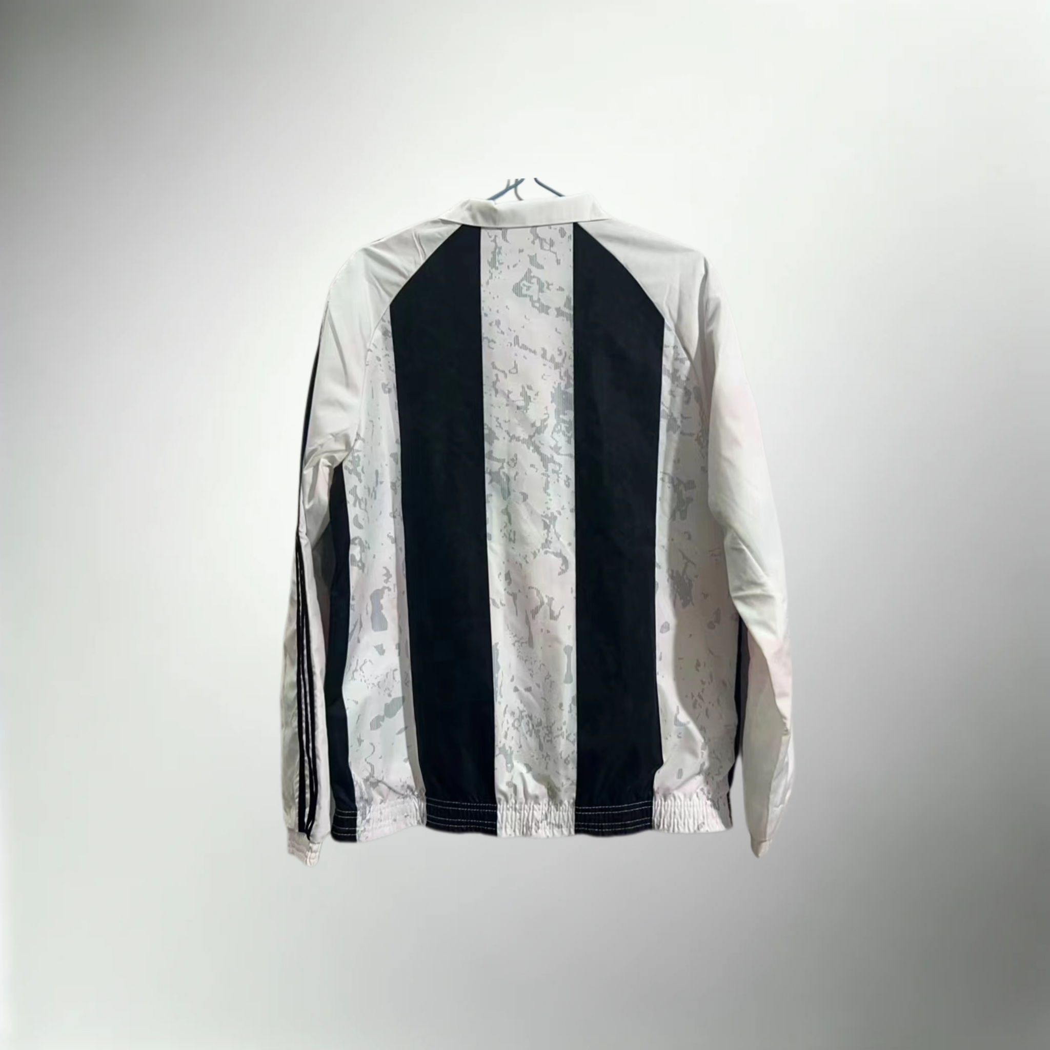 Juventus 2024-2025 Reversible Windbreaker