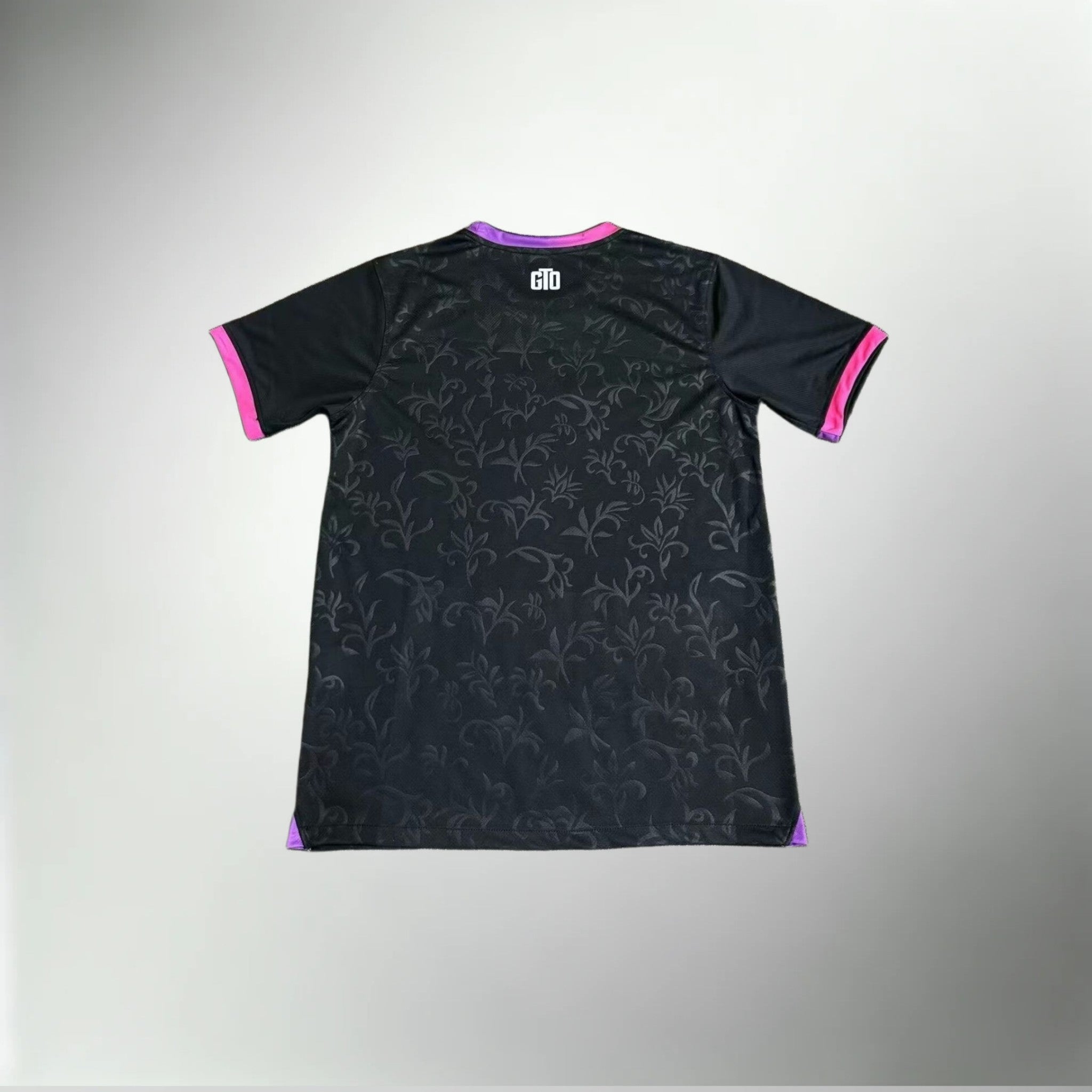 Paris Saint-Germain "Paris Noir" Special Kit