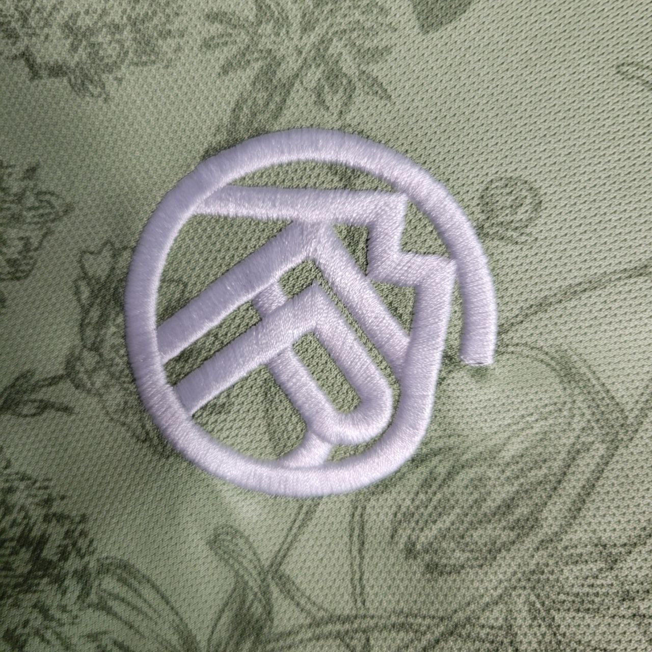 Bayern Munchen "Bavarian Blossom" Special Kit