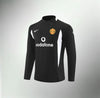Manchester United 2002-2003 Black Retro Training Top