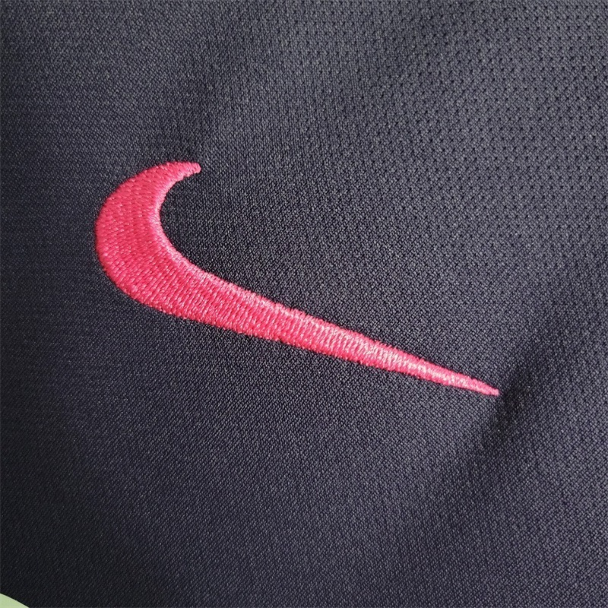Barcelona 2016-2017 Away Kit